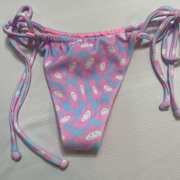 NWOT Frankie’s Tia Floral Print Terry Bikini Bottoms Size Large New - Picture 2 of 6